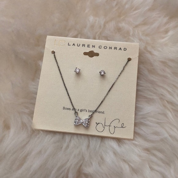 LC Lauren Conrad Jewelry - LC Lauren Conrad Silver Bow Necklace Earrings Set